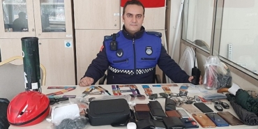 kayip-esyalar-zabitada-sahiplerini-bekliyor.jpg