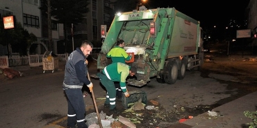 keciorende-pazarlarin-ardindan-hijyen-seferberligi.jpg