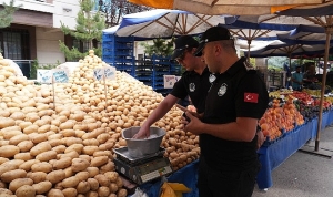 keciorende-semt-pazarlarina-siki-denetim.jpg
