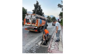 Kemer’de mazgal temizliği