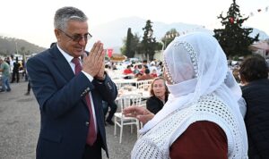 kemerde-kadir-gecesi-iftar-programi-KO2EqMhl.jpg