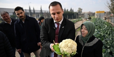 kent-bostani-kadinlarin-elinde-yeserdi.jpg