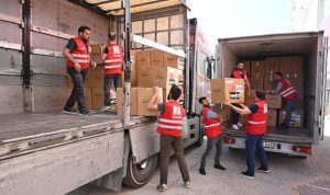 komek-bayramda-gazzeli-cocuklarin-yuzunu-guldurecek-KvFY3h3f.jpg