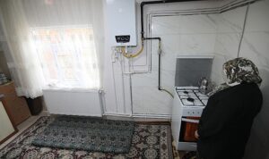 komur-kullanan-1371-dar-gelirli-ailemizi-dogalgazla-bulusturduk-tjtEujmQ.jpg
