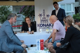 Konak’ta söz komşuların: Başkan Mutlu, Mehmet Ali Akman’da talepleri dinledi