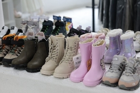 konakta-yurekleri-isitan-dayanisma-giysi-market-kis-sezonuna-hazir.jpg