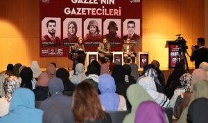 konya-buyuksehir-catisi-altindaki-kudus-calisma-grubu-gazzenin-gazetecileri-konferansi-duzenledi-Y2rdyXHs.jpg