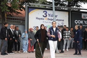 Konya Büyükşehir’de Göreve Yeni Başlayan Zabıta Personeline Görme Engelli Bireylerden Farkındalık Eğitimi