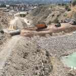 konya-buyuksehir-meram-bolgesindeki-taskinlari-onlemek-icin-40-bin-metrekup-kapasiteli-goletler-yapiyor.jpg