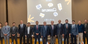 konya-buyuksehirden-yarinlarin-diplomatlari-icin-diplomasi-360-programi.jpg