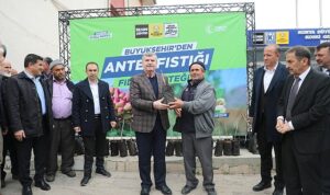 konya-buyuksehirden-yerkopru-havzasindaki-ureticiye-antep-fistigi-destegi-q7YXnkcH.jpg