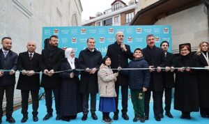 konyali-camii-yeniden-ibadete-acildi-Ch5TiYXn.jpg