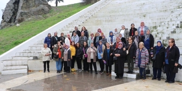 koprubasili-kadinlar-manisayi-adim-adim-gezdi.jpg