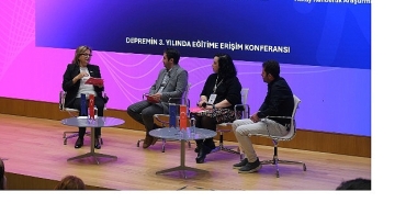 koruncuk-vakfindan-depremin-3-yilinda-egitime-erisim-konferansi.jpg