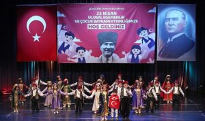 kucukcekmece-belediyesi-23-nisan-ulusal-egemenlik-ve-cocuk-bayrami-dolayisiyla-duzenledigi-birbirinden-renkli-etkinliklerle-3YjMXF8z.jpg