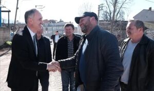 kursunluda-cadde-ve-sokaklar-sil-bastan-yenileniyor-LVp25nnt.jpg