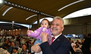 luleburgazda-kadir-gecesinde-binler-iftar-sofrasinda-bulustu-zbQXDLUj.jpg