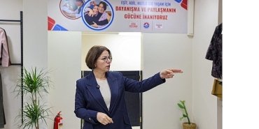 maltepede-sosyal-belediyecilik-ornegi-acik-dolap-yenilenerek-hizmete-sunuldu.jpg