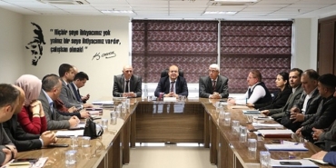 maski-yilin-son-ilce-sefleri-toplantisini-yapti.jpg