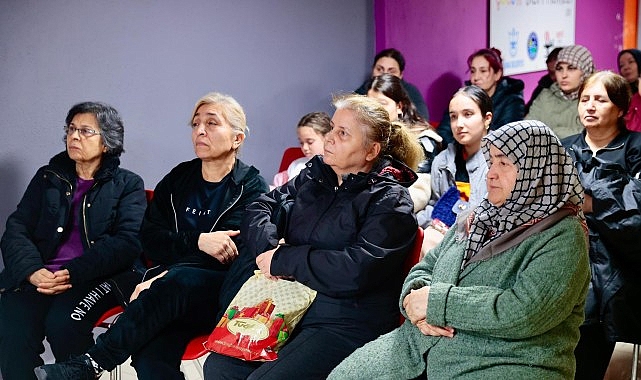 Medeni Kanun’un kazanımları Konak’ta masaya yatırıldı