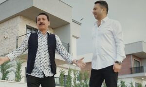 mehmet-caglar-ve-latif-dogandan-yilin-dueti-cal-cal-oyna-altin-kemer-YF92ifer.jpg