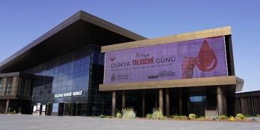 mevlana-talasemi-derneginden-baskan-pekyatirmaciya-ziyaret.jpg