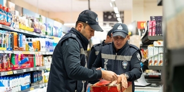 milas-belediyesi-zabitasindan-gida-denetimleri.jpg