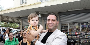 minik-hemsehrilerin-ilk-hediyesi-narlidere-belediyesinden.jpg