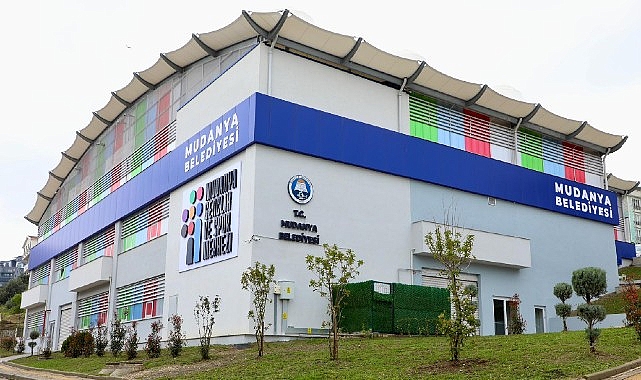 mudanya-genclik-ve-spor-merkezi-hizmete-acildi.jpg