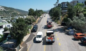 mugla-buyuksehir-bodrumun-yollarini-guvenli-hale-getiriyor-hQrLx9jf.jpg