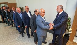 muhtarlardan-baskan-ibrahim-sandikciya-ziyaret-eq3UcDaU.jpg
