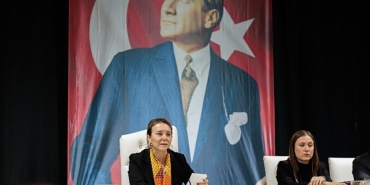 mutludan-konaka-yeni-oyun-evi-mujdesi-genel-baskan-ozel-acilisa-gelecek.jpg