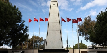 narlidere-belediyesi-sehitlerimizin-hatirasina-sahip-cikiyor.jpg