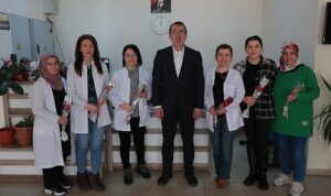 nevsehir-belediye-baskani-dr-mehmet-savran-saglik-kuruluslarini-ziyaret-ederek-saglik-calisanlarinin-14-mart-xZ9EuLnT.jpg