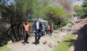 nevsehir-belediye-baskani-rasim-ari-belediye-ekipleri-tarafindan-fatih-sultan-mehmet-mahallesinde-gerceklestirilen-temizlik-PT2UOihq.jpg