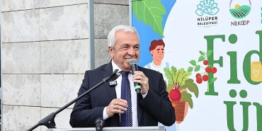 niluferde-310-bin-fide-vatandaslarla-bulusuyor.jpg