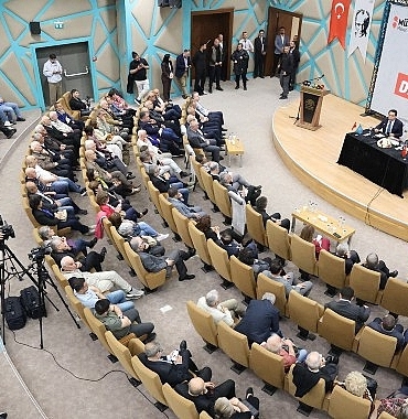 niluferde-demokrasi-ve-baris-bulusmasi.jpg