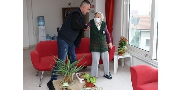 niluferde-huzurevi-sakinlerine-afet-tatbikati.jpg