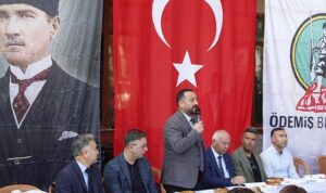 odemis-belediye-emekcilerine-bayram-hediyesi-6PLOltzs.jpg