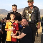 odemis-rahvan-konusunda-her-zaman-farkini-gosterecektir.jpg