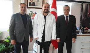 opera-sanatcisi-hakan-aysevden-baskan-topalogluna-ziyaret-u2DvSqY5.jpg