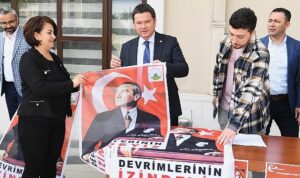 osmangazi-ata-posterleri-ile-donatiliyor-DyuhRTgj.jpg