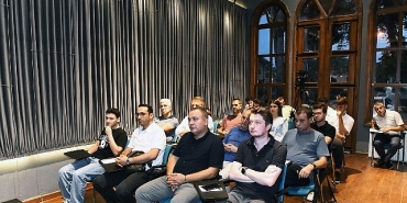 osmangazide-girisimci-gencler-ilham-veren-bir-hikayeyle-bulustu.jpg