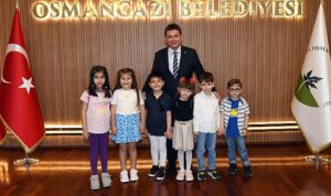 osmangaziden-cocuklara-23-nisan-surprizi-49i3Ox1n.jpg