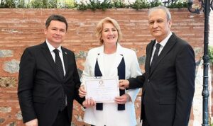 osmangazili-muhtarlar-mazbatalarini-aldi-jVRFs3nP.jpg