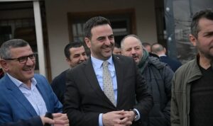 ozlu-basiskelenin-gelecegine-yon-verecegiz-iV8jptOv.jpg