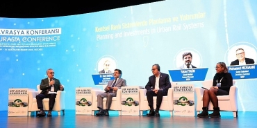 prof-dr-babalik-buyuksehirin-tramvay-projesini-ovdu-tramvay-yatirimi-kentin-imgesine-onemli-bir-katkidir.jpg