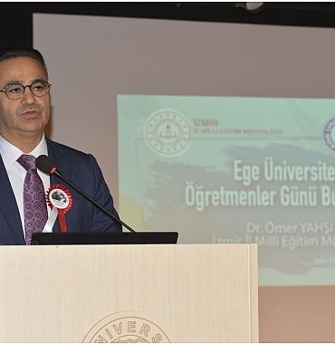 prof-dr-ersan-ogretmenlik-sadece-bir-meslek-degil-bir-insan-yetistirme-sanatidir.jpg