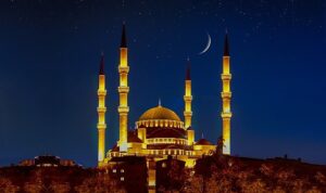 ramazan-ayinda-mutlaka-ziyaret-edilmesi-gereken-sehirler-BC8tgAuU.jpg