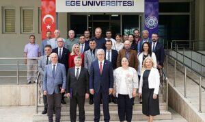 rektor-prof-dr-budak-bu-festival-turk-dunyasi-sinemasinin-onemli-bir-platformu-olacak-xtjmYpQG.jpg